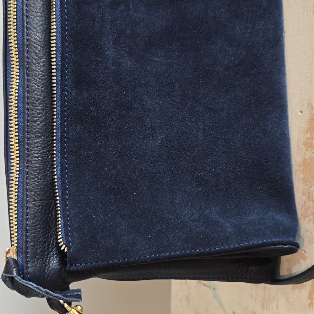 NWT Clare V Gosee In Navy Lamba/Navy Suede - Picture 4 of 16